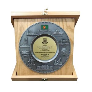 Award & Crest